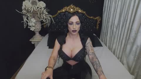 Snapshot of mikaelajensen chatting on January 2026 02:38:01 AM Mikaela online show from January 2026 02:38:01 AM