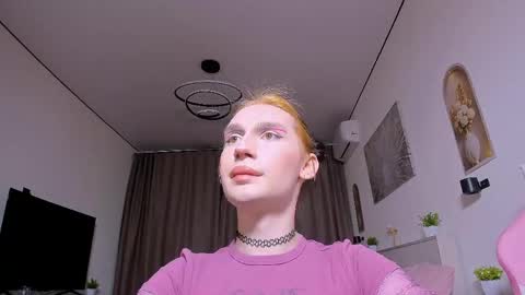 Snapshot of mikaella_nicole chatting on June 2026 08:55:02 PM mikaella_nicole online show from June 2026 08:55:02 PM