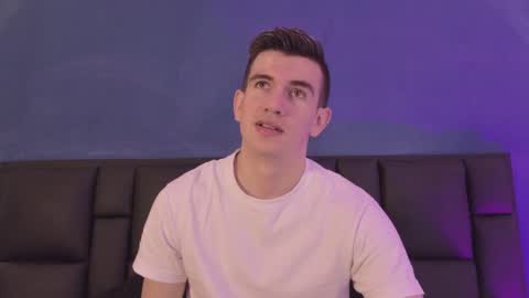 mikael online show from March 2026 04:27:02 AM