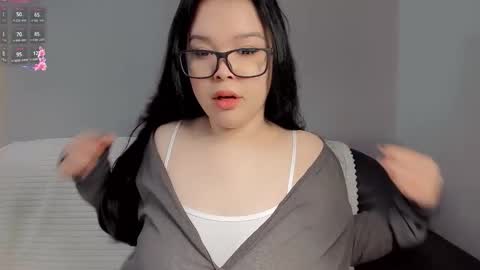 mikasssu online show from November 2025 09:42:02 AM