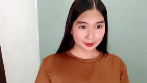 Kyla online show from September 2025 06:01:02 AM