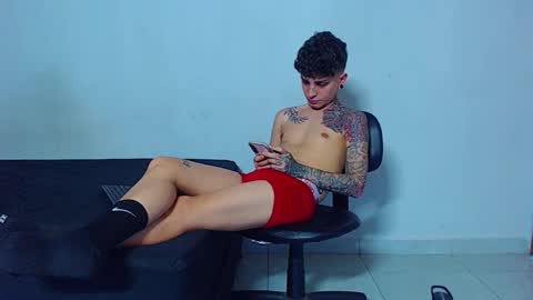 Mike IMDEPENDIENT MODEL online show from February 2026 05:30:02 PM