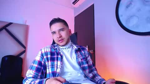 Mike  online show from December 2025 11:41:02 AM