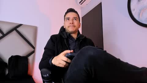 Mike online show from October 2025 12:17:02 PM