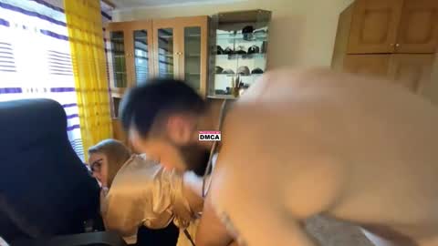 Mike and anna online show from November 2025 10:59:01 AM