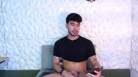 Mike online show from January 2025 08:59:02 PM