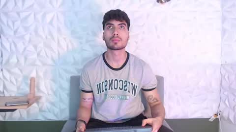 Mike online show from January 2025 09:06:01 PM