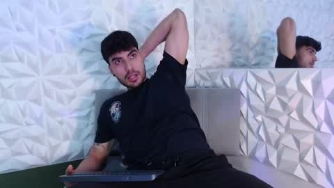 Mike online show from January 2025 09:11:02 PM