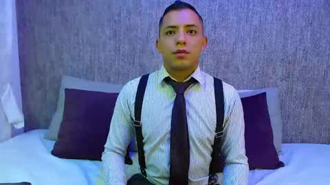 Snapshot of mike_fetiche chatting on October 2025 05:00:02 AM mike_fetiche online show from October 2025 05:00:02 AM