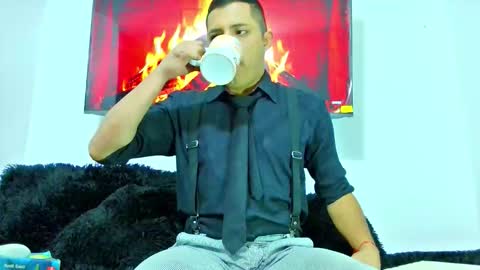 Snapshot of mike_fetiche chatting on November 2025 03:48:01 AM mike_fetiche online show from November 2025 03:48:01 AM