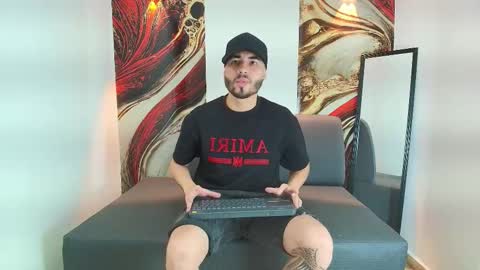 MIKE online show from December 2025 07:42:01 PM