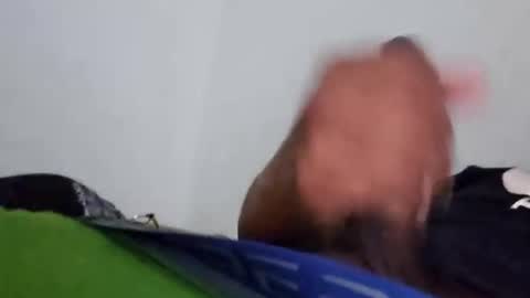 Snapshot of mikeee888 chatting on October 2025 06:33:01 AM facefuckshandjobs online show from October 2025 06:33:01 AM