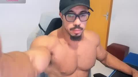 mikehotk online show from June 2026 07:51:02 PM