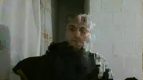 Snapshot of mikelgold1 chatting on December 2024 01:07:02 AM mikelgold1 online show from December 2024 01:07:02 AM