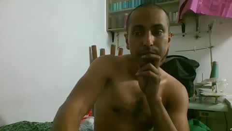 Snapshot of mikelgold1 chatting on December 2024 01:58:02 AM mikelgold1 online show from December 2024 01:58:02 AM