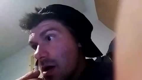 Snapshot of mikemike11k chatting on February 2025 07:11:02 AM mikemike11k online show from February 2025 07:11:02 AM