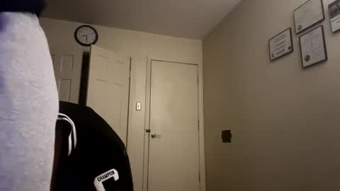 Snapshot of mikemikemikey9996 chatting on November 2025 01:28:02 AM mikemikemikey9996 online show from November 2025 01:28:02 AM