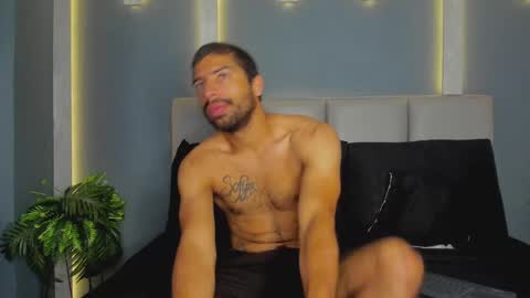 MIKE PARK  online show from October 2025 11:05:01 AM