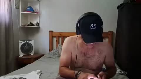 mikeundies online show from May 2026 07:17:01 AM