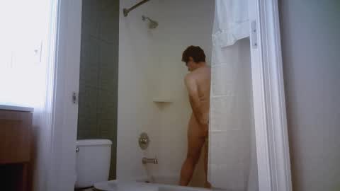 Snapshot of mikewulds chatting on December 2024 01:36:02 PM Mike online show from December 2024 01:36:02 PM