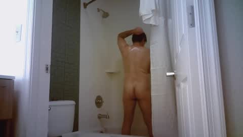 Snapshot of mikewulds chatting on December 2024 02:28:01 PM Mike online show from December 2024 02:28:01 PM