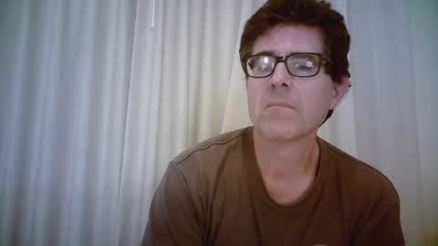 Snapshot of mikewulds chatting on December 2024 02:19:02 AM Mike online show from December 2024 02:19:02 AM