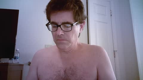 Snapshot of mikewulds chatting on December 2024 01:43:01 AM Mike online show from December 2024 01:43:01 AM