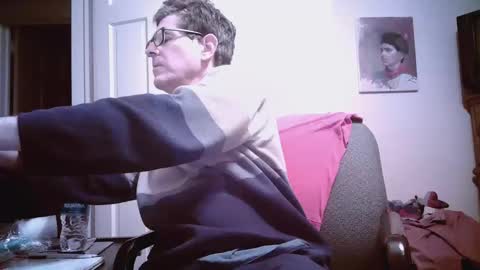 Snapshot of mikewulds chatting on January 2025 12:23:02 AM Mike online show from January 2025 12:23:02 AM