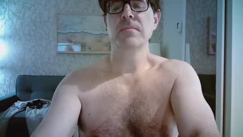 Snapshot of mikewulds chatting on January 2025 12:51:02 AM Mike online show from January 2025 12:51:02 AM