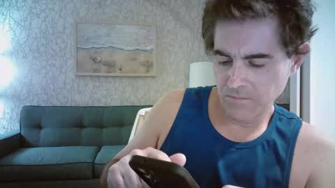 Snapshot of mikewulds chatting on January 2025 01:37:02 AM Mike online show from January 2025 01:37:02 AM