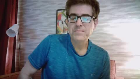 Snapshot of mikewulds chatting on January 2025 01:02:01 PM Mike online show from January 2025 01:02:01 PM