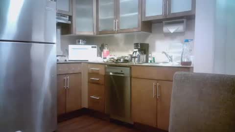 Snapshot of mikewulds chatting on February 2025 10:06:02 PM Mike online show from February 2025 10:06:02 PM