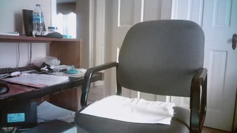 Snapshot of mikewulds chatting on February 2025 03:20:02 PM Mike online show from February 2025 03:20:02 PM