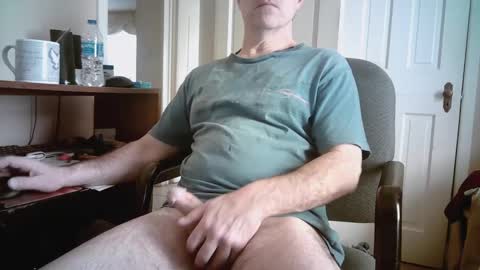 Snapshot of mikewulds chatting on February 2025 02:09:02 PM Mike online show from February 2025 02:09:02 PM