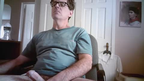 Snapshot of mikewulds chatting on September 2025 01:46:01 PM Mike online show from September 2025 01:46:01 PM