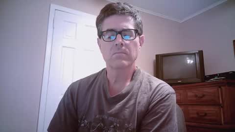 Snapshot of mikewulds chatting on September 2025 02:37:02 AM Mike online show from September 2025 02:37:02 AM