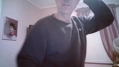 Snapshot of mikewulds chatting on October 2025 02:15:01 AM Mike online show from October 2025 02:15:01 AM