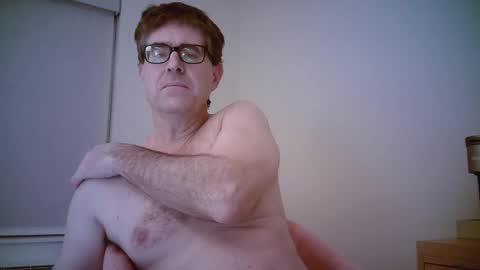 Snapshot of mikewulds chatting on December 2025 02:43:02 AM Mike online show from December 2025 02:43:02 AM