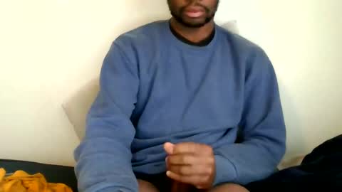 Snapshot of mikeybear562 chatting on February 2025 06:33:02 PM mikeybear562 online show from February 2025 06:33:02 PM