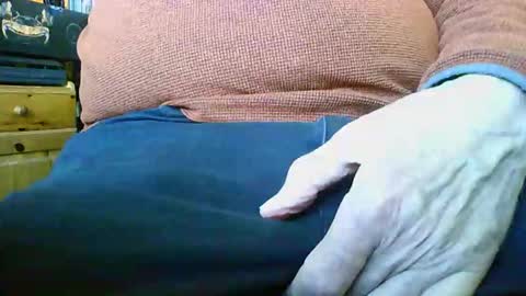 mikeybed online show from April 2026 01:42:02 PM