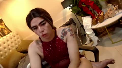 Snapshot of mikha_sensual chatting on July 2026 07:22:01 AM Theresa Luna online show from July 2026 07:22:01 AM