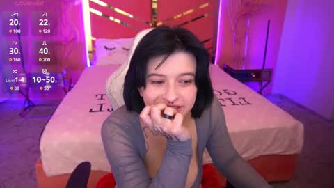 Snapshot of mikiikiwi chatting on March 2025 09:56:01 PM Miki online show from March 2025 09:56:01 PM