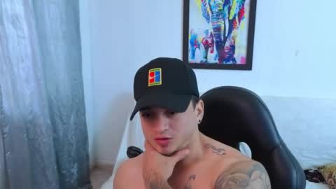 MIKKE online show from December 2025 02:23:01 PM