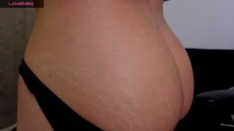 Snapshot of mikke_love chatting on April 2026 02:23:02 PM MIKKE online show from April 2026 02:23:02 PM