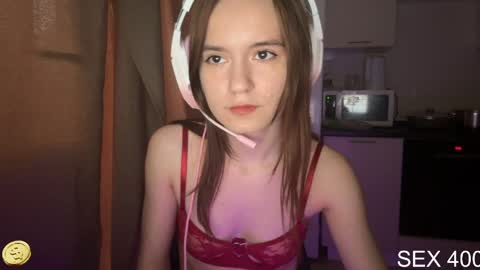 MikkiLina online show from May 2026 03:42:02 PM