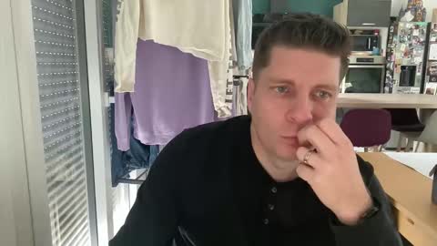 miklp8463 online show from March 2026 11:44:02 AM