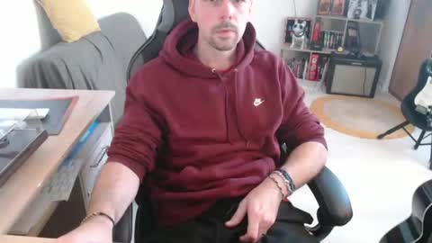 mikmik91 online show from February 2026 10:56:02 AM