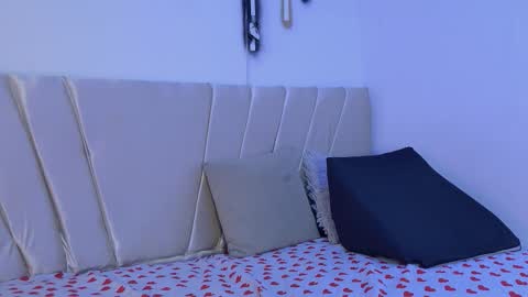 Mikoto Urb online show from November 2025 07:46:02 PM