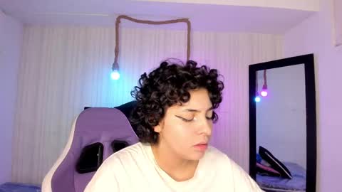   miku katsuragi  online show from September 2025 01:33:02 AM