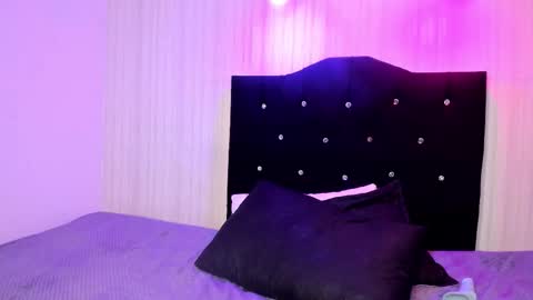   miku katsuragi  online show from November 2025 12:10:01 AM